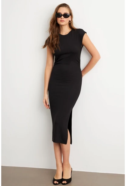Kadın Siyah Yanları Büzgülü Midi Elbise MK35