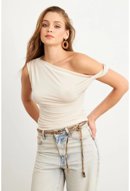 Kadın Vanilya Asimetrik Kol Bluz VA100