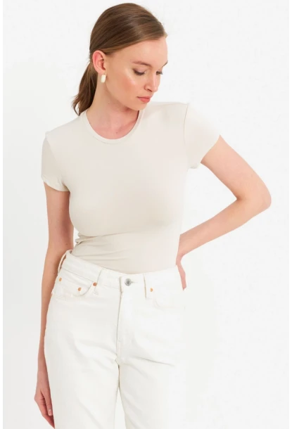 Kadın Vanilya Basic T-Shirt FLS07