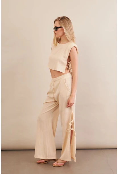 Kadın Vanilya Omuzları Vatkalı Alt Üst Takım KED002