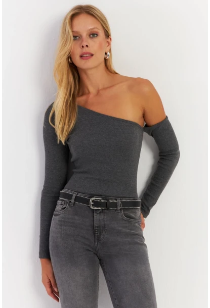 Kadın Antrasit Asimetrik Kollu Kaşkorse Bluz HOR1