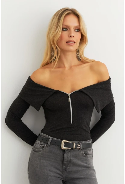 Kadın Antrasit Fermuarlı Madonna Yaka Bluz EY2559