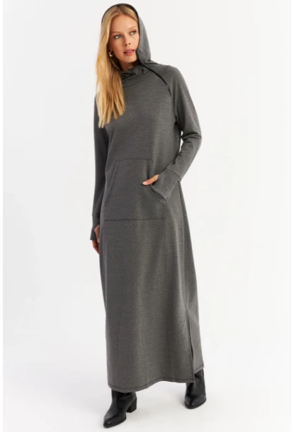 Kadın Antrasit Yakası Fermuarlı Maxi Sweat Elbise MTF12