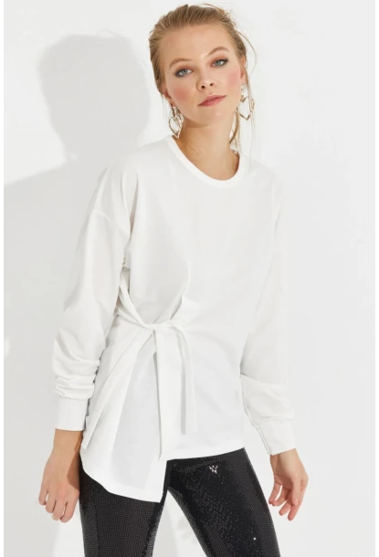 Kadın Beyaz Bağlamalı Sweatshirt Yİ2493