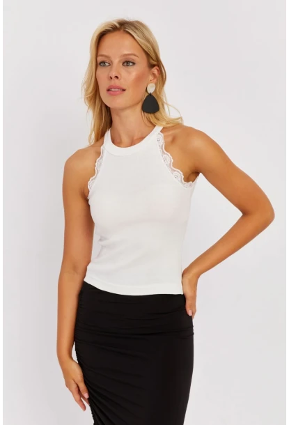 Kadın Beyaz Halter Yaka Dantelli Bluz MK04