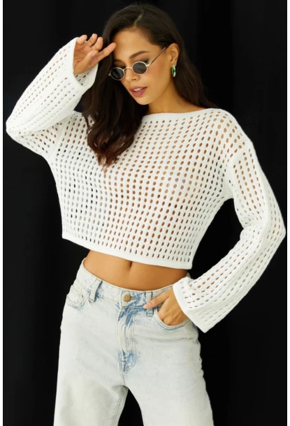 Kadın Beyaz İspanyol Kol Ajurlu Triko Kısa Bluz SMT181