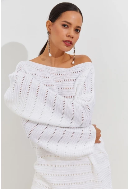 Kadın Beyaz İspanyol Kol Ajurlu Triko Uzun Bluz SMT199