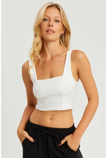Kadın Beyaz Kare Yaka Crop Bluz CG348