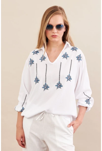 Kadın Beyaz Nakışlı Bluz MPC1345