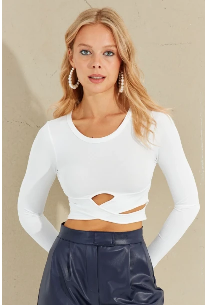 Kadın Beyaz Önü Çapraz Crop Bluz CY435