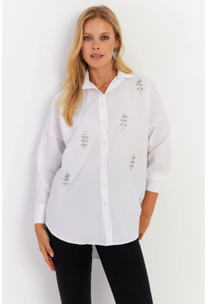 Kadın Beyaz Zımbalı Gömlek MASF1