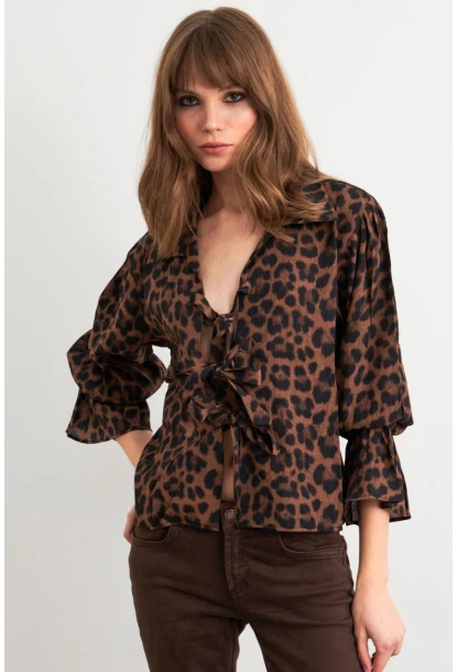 Kadın Camel-Siyah Bağlama Detaylı Leopar Gömlek FS9340
