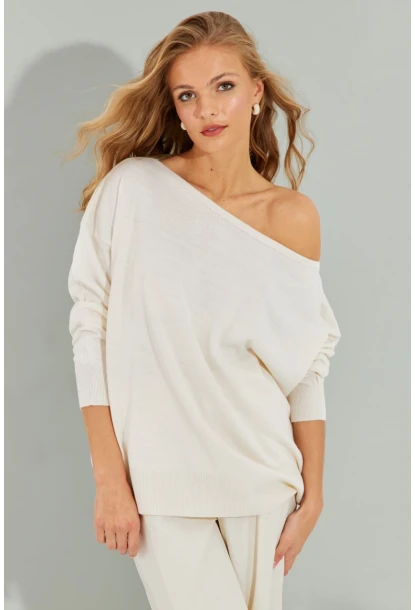 Kadın Ekru Düşük Omuz Triko Bluz YZ617