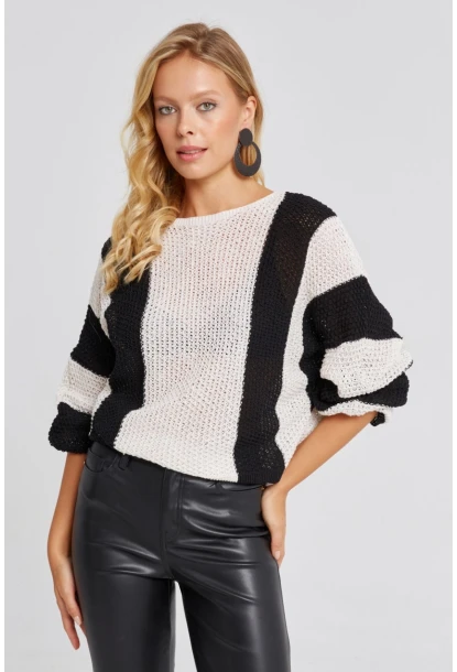 Kadın Ekru-Siyah Ajurlu Triko Kazak YV218