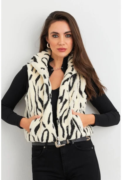 Kadın Ekru-Siyah Peluş Desenli Kısa Yelek ELT1118