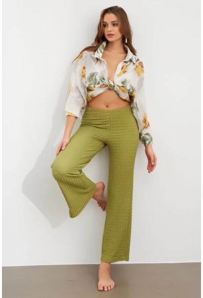 Kadın Fıstık Yeşil Gofre Pantolon ZH326