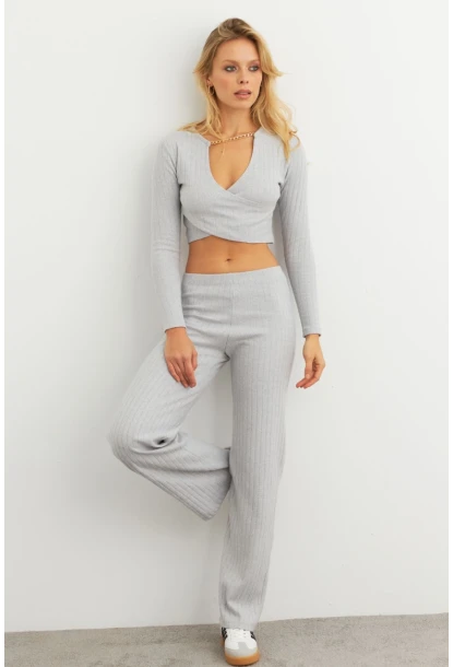 Kadın Gri Crop Üstlü İkili Pantolon Takım XL10052