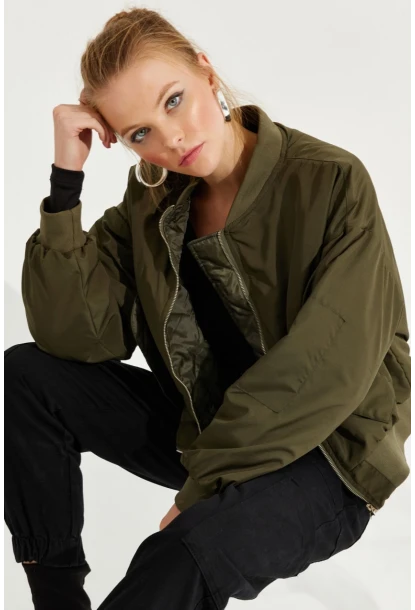 Kadın Haki Fermuarlı Bomber Mont QRS8367