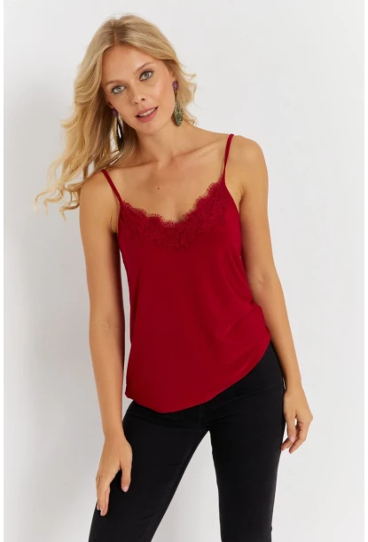 Kadın Kırmızı Dantelli Atlet AYD353