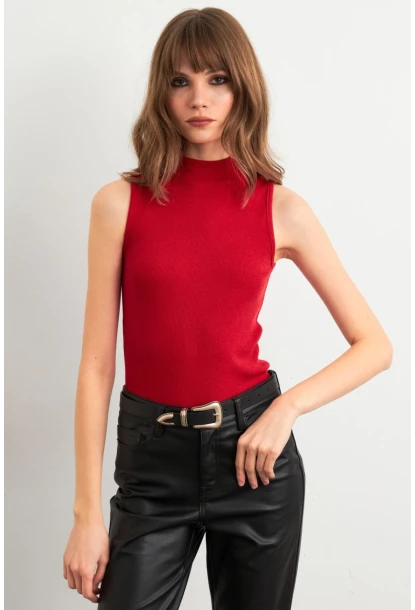 Kadın Kırmızı Kolsuz Bluz GA102