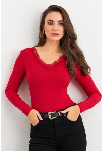 Kadın Kırmızı Ön Arka V Dantelli Bluz AYD406