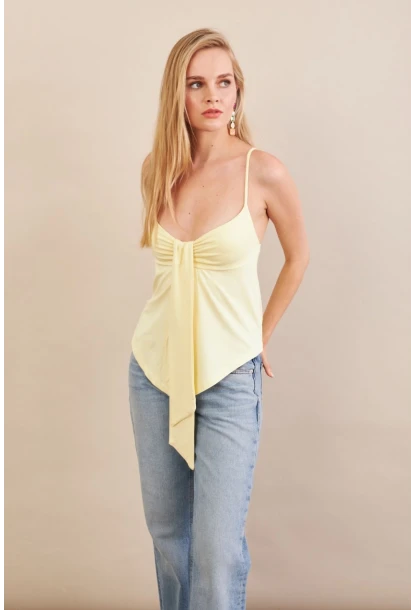 Kadın Sarı Büzgülü Asimetrik Bluz ZH172