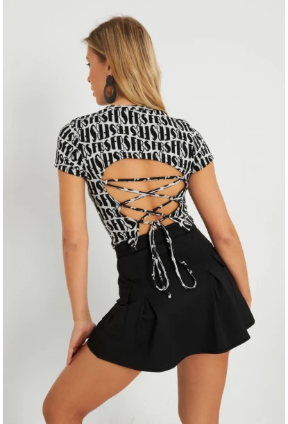 Kadın Sırt Dekolteli Crop Bluz Siyah-Beyaz AYD271