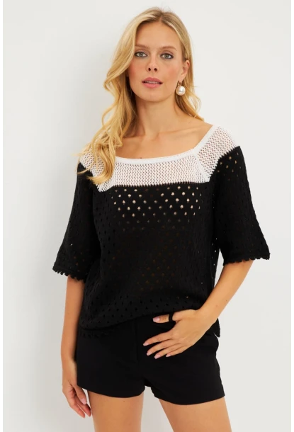 Kadın Siyah Ajurlu Triko Bluz YV230
