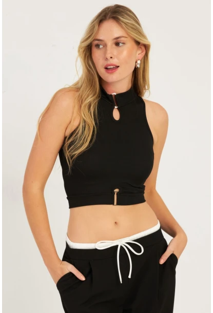 Kadın Siyah Aksesuarlı Crop Bluz CG340