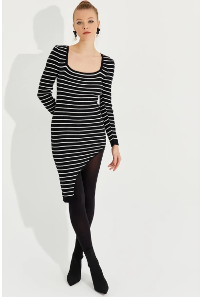 Kadın Siyah Asimetrik Çizgili Triko Elbise SF2517