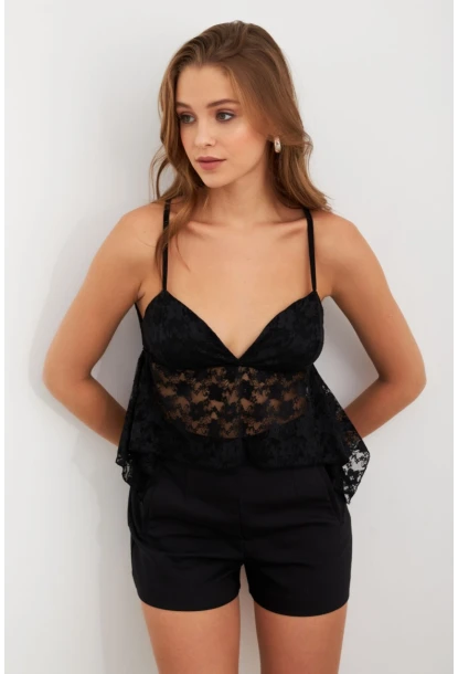 Kadın Siyah Askılı Dantel Crop Bluz MTK13458