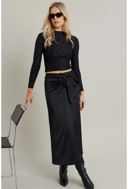 Kadın Siyah Bağlama Detaylı Anvelop Midi Etek CAR1100