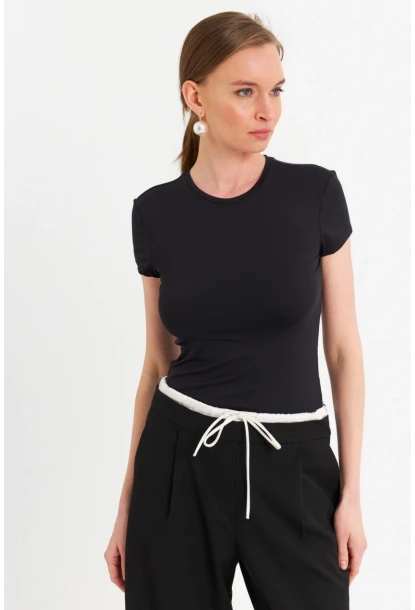 Kadın Siyah Basic T-Shirt FLS07