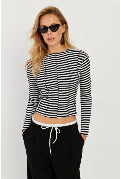 Kadın Siyah-Beyaz Çizgili Bluz CY335