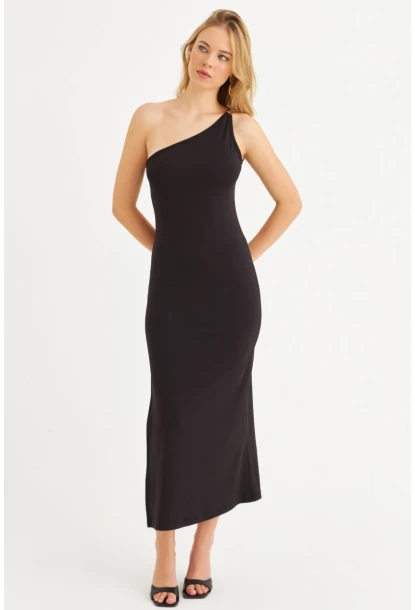 Kadın Siyah Çapraz Yaka Aksesuarlı Midi Elbise EY3088