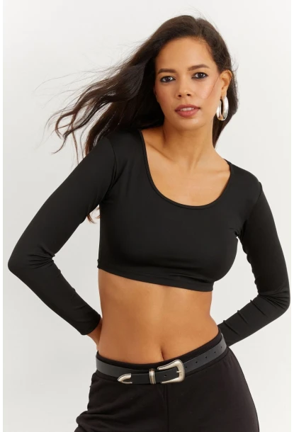 Kadın Siyah Crop Bluz CG261