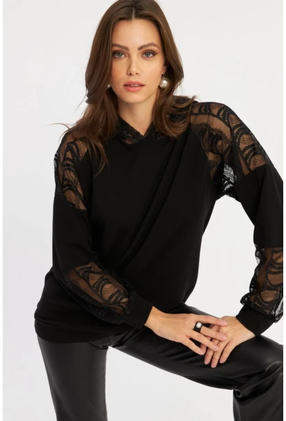 Kadın Siyah Dantel Detaylı Kapüşonlu Sweatshirt BK58