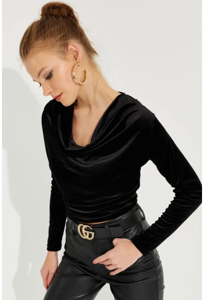 Kadın Siyah Degaje Yaka Kadife Bluz LPP1242