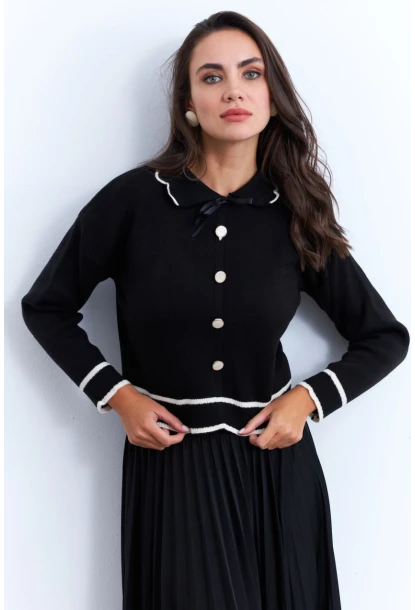 Kadın Siyah Düğme Aksesuarlı Kazak MCNG802
