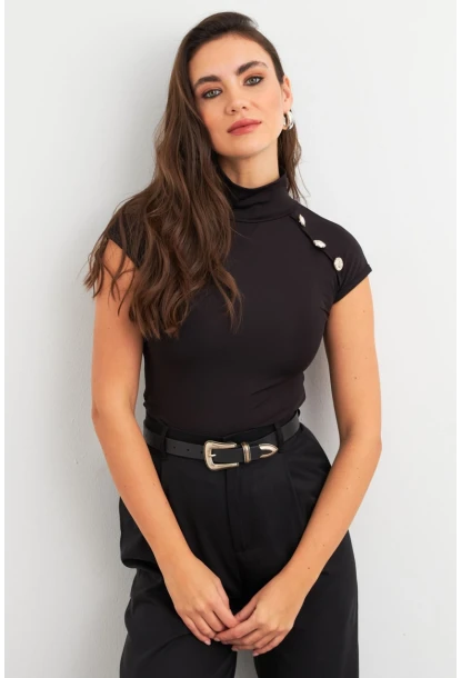 Kadın Siyah Düğme Detaylı Bluz EY3027