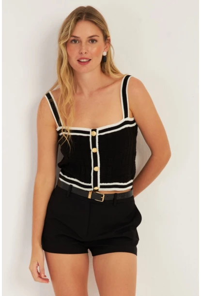Kadın Siyah Düğme Detaylı Triko Crop Bluz MSS134
