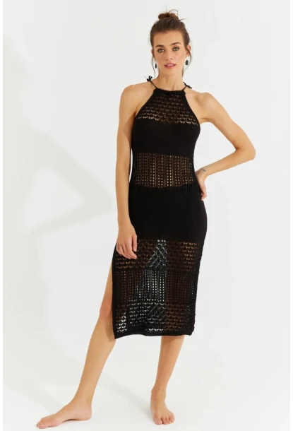 Kadın Siyah Halter Yaka Ajurlu Midi Elbise SF2506