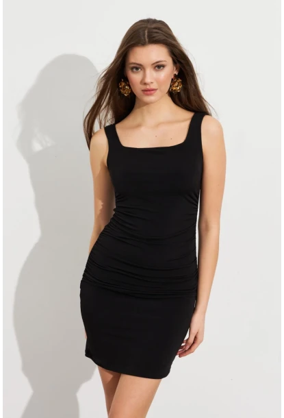 Kadın Siyah Kare Yaka Büzgülü Mini Elbise FRY2308