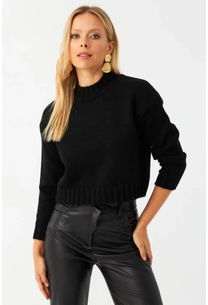 Kadın Siyah Kısa Triko Kazak YV301