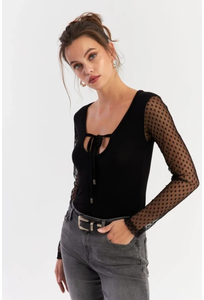 Kadın Siyah Kolları Tül Bluz EY2917