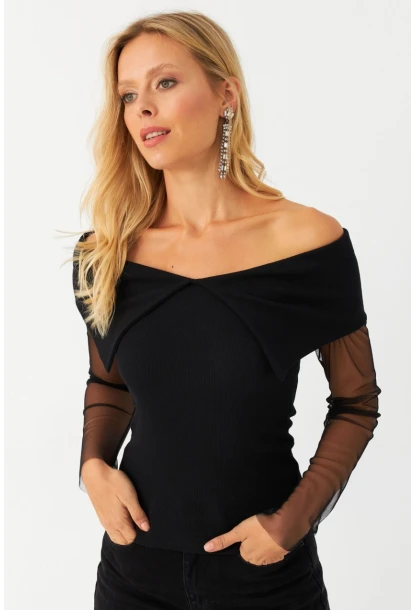 Kadın Siyah Kolları Tül Kaşkorse Bluz EY3001