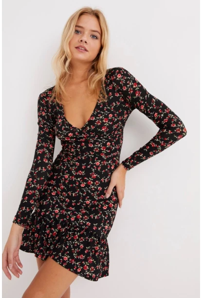 Kadın Siyah Kruvaze Volanlı Mevsimlik Skater Elbise EY1027