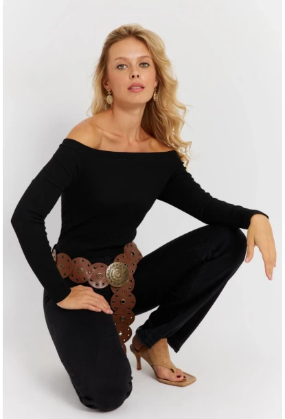 Kadın Siyah Madonna Yaka Kaşkorse Bluz EY2852