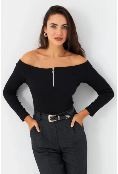 Kadın Siyah Madonna Yaka Kaşkorse Bluz TF40