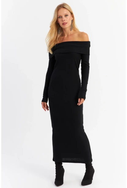 Kadın Siyah Madonna Yaka Kaşkorse Maxi Elbise HOL1
